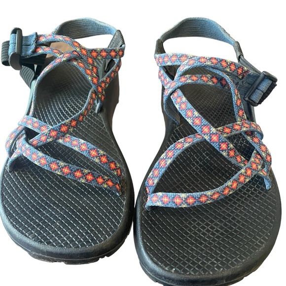 Chaco Shoes - Chaco Women’s Classic Sandal Red and Blue Pattern Adjustable Size 8